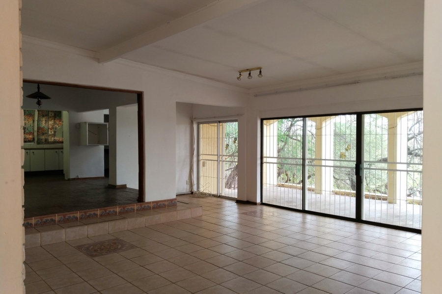 4 Bedroom Property for Sale in Hartbeespoort Rural North West
